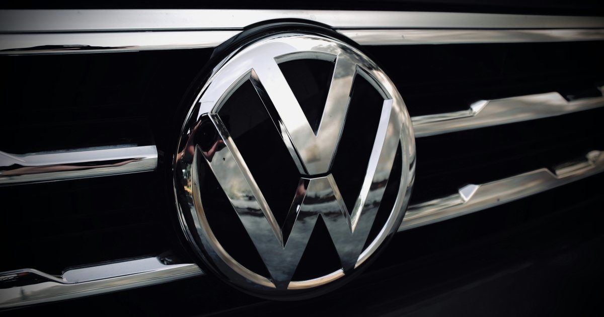 Грандіозна угода Volkswagen: німецький автогігант продає завод двигунів за 7,4 мільярда євро задля глобальної трансформації бренду.