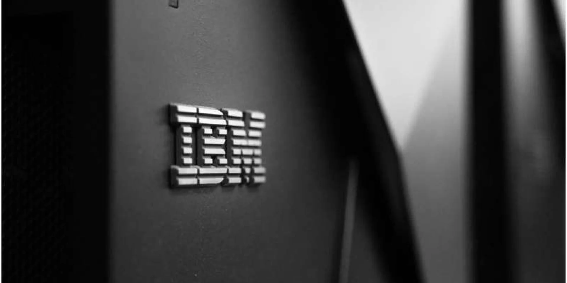Революційний прорив IBM: перший у світі 0,7-нм процесор, що встановлює нові стандарти продуктивності та енергоефективності майбутнього.