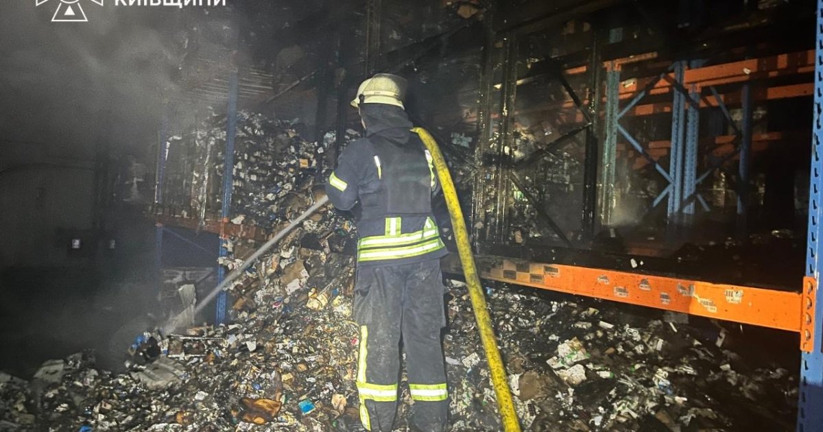 Подвійний удар по здоров’ю: Росія двічі атакувала другий за величиною склад медикаментів в Україні