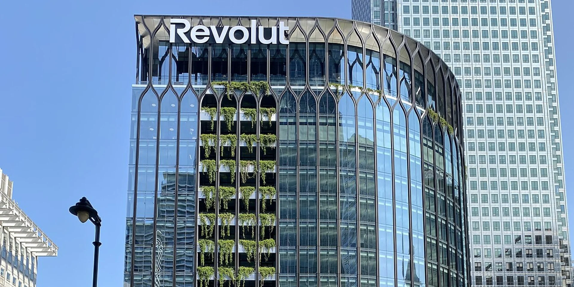 Витік у Revolut: як персональні дані клієнтів опинилися в руках шахраїв через прогалину в безпеці