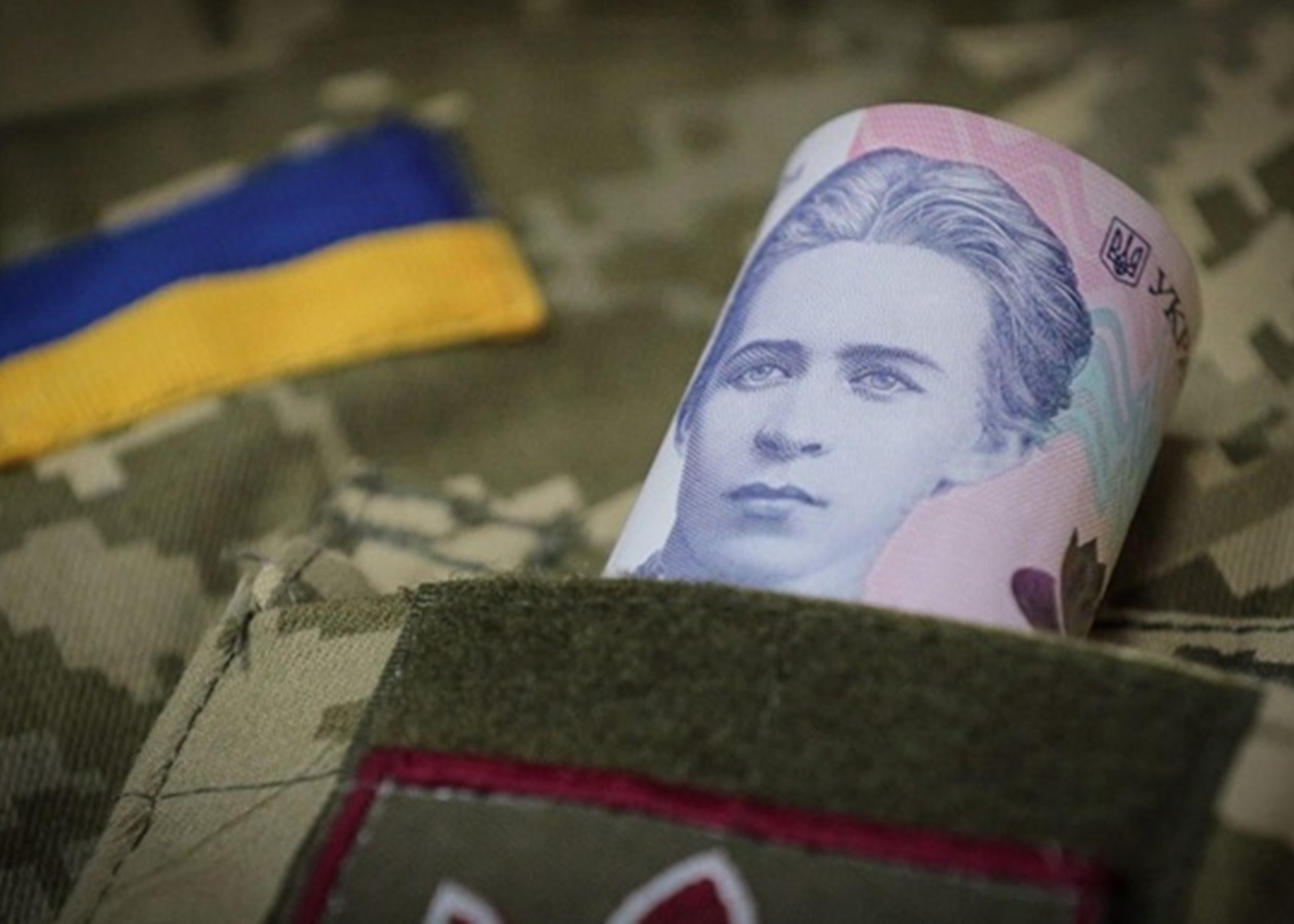 Мільярдні внески на оборону: як зросли надходження від військового збору та скільки отримав бюджет України