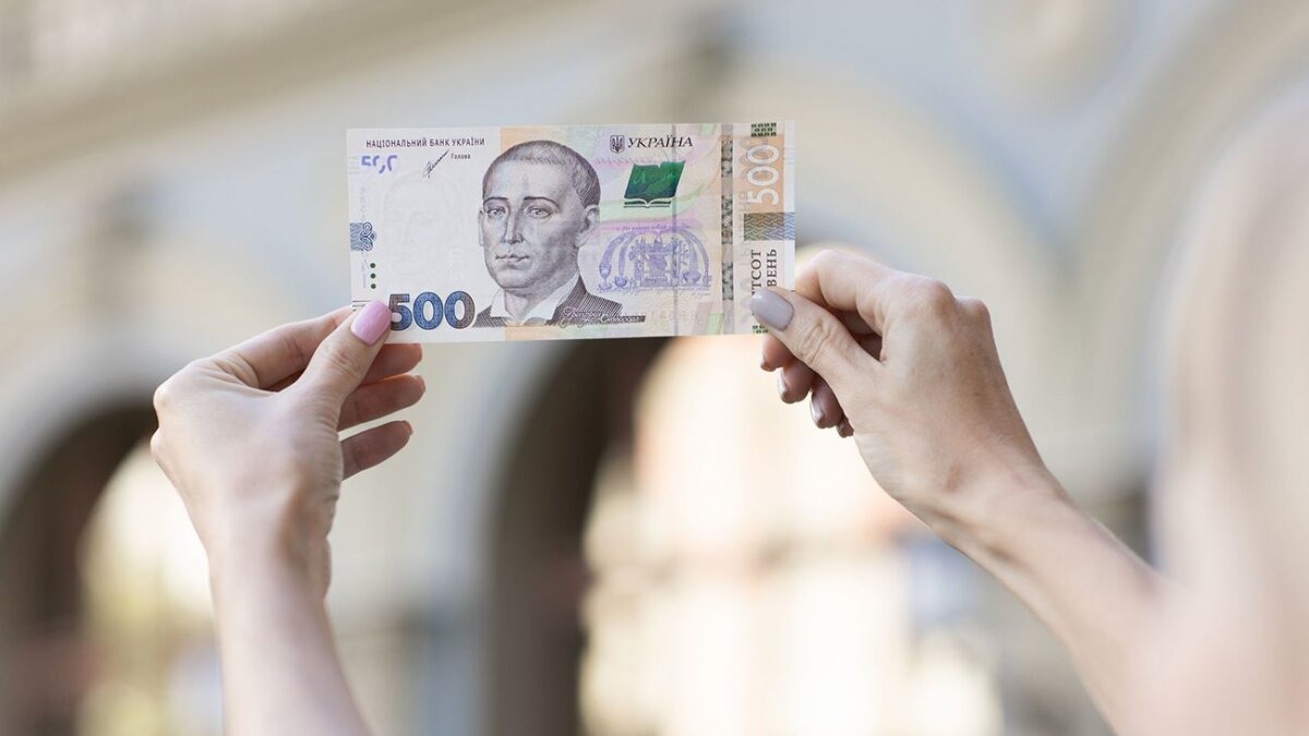 розбір зображень на купюрах від спецпроєкту «Гривня»